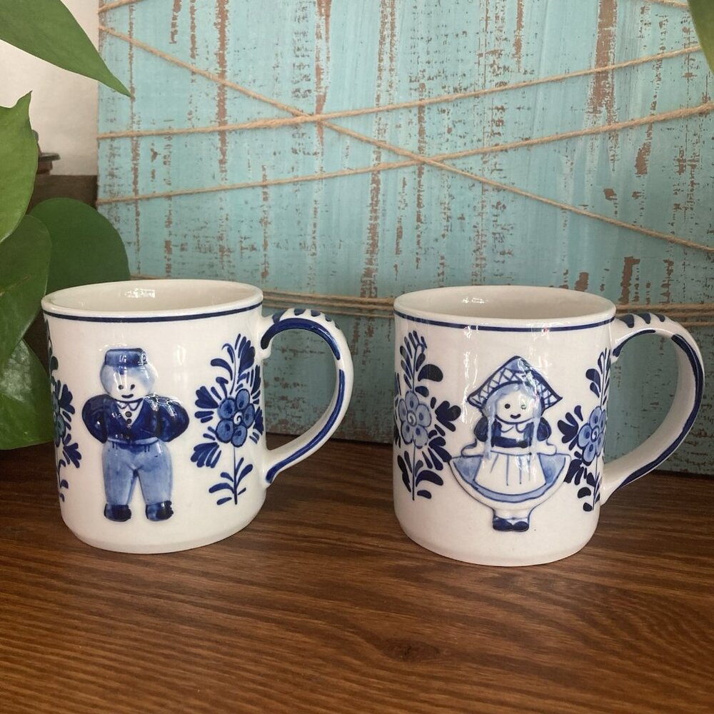 Delft Blue and White Set of 2 Dutch Girl & Boy Coffee Mugs Handpainted